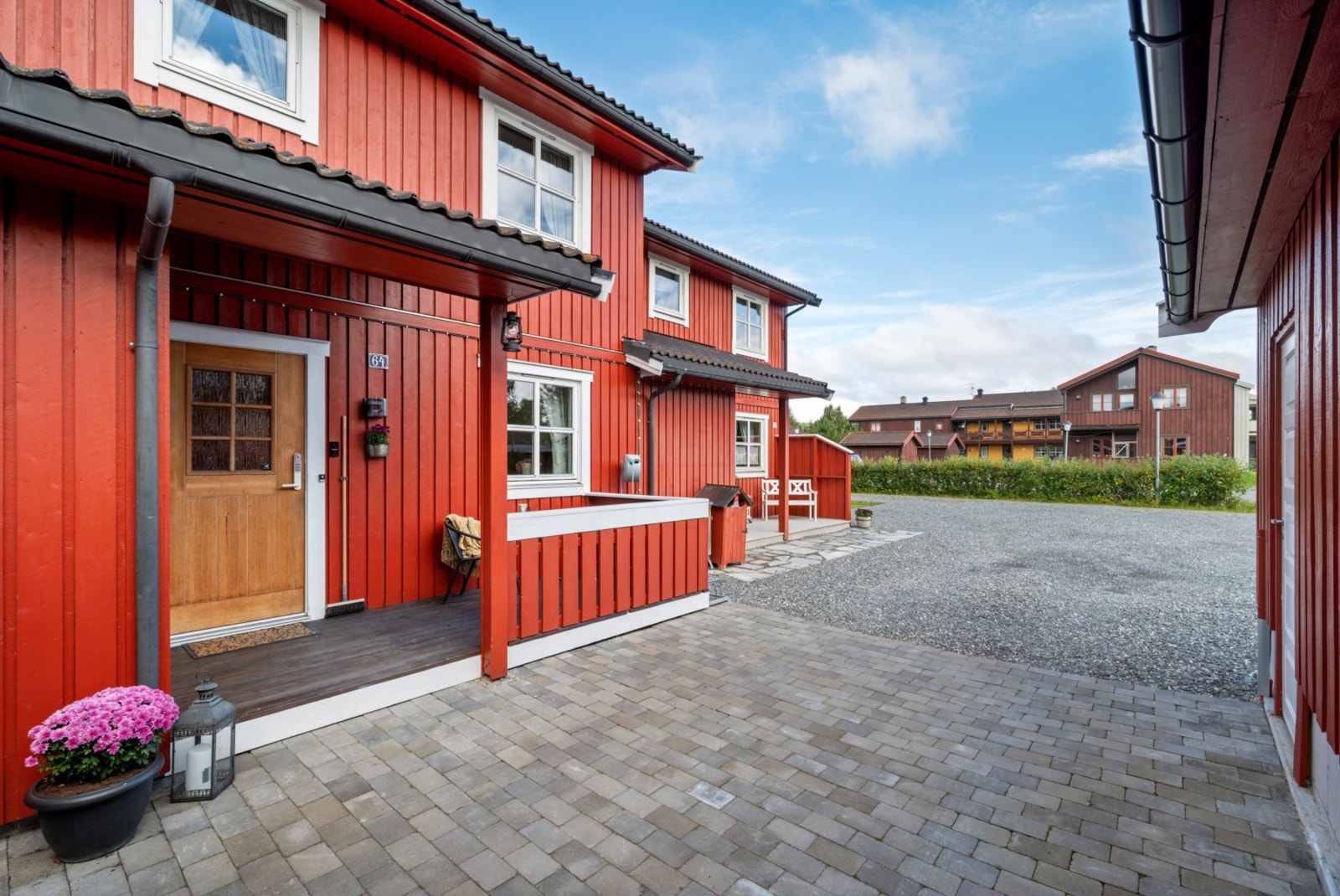 Sommerbilder - Inngangspartiet Galleribilde