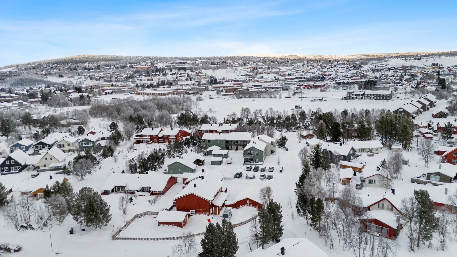 Med eiendommen med følger det ett flott uteområde. Galleribilde