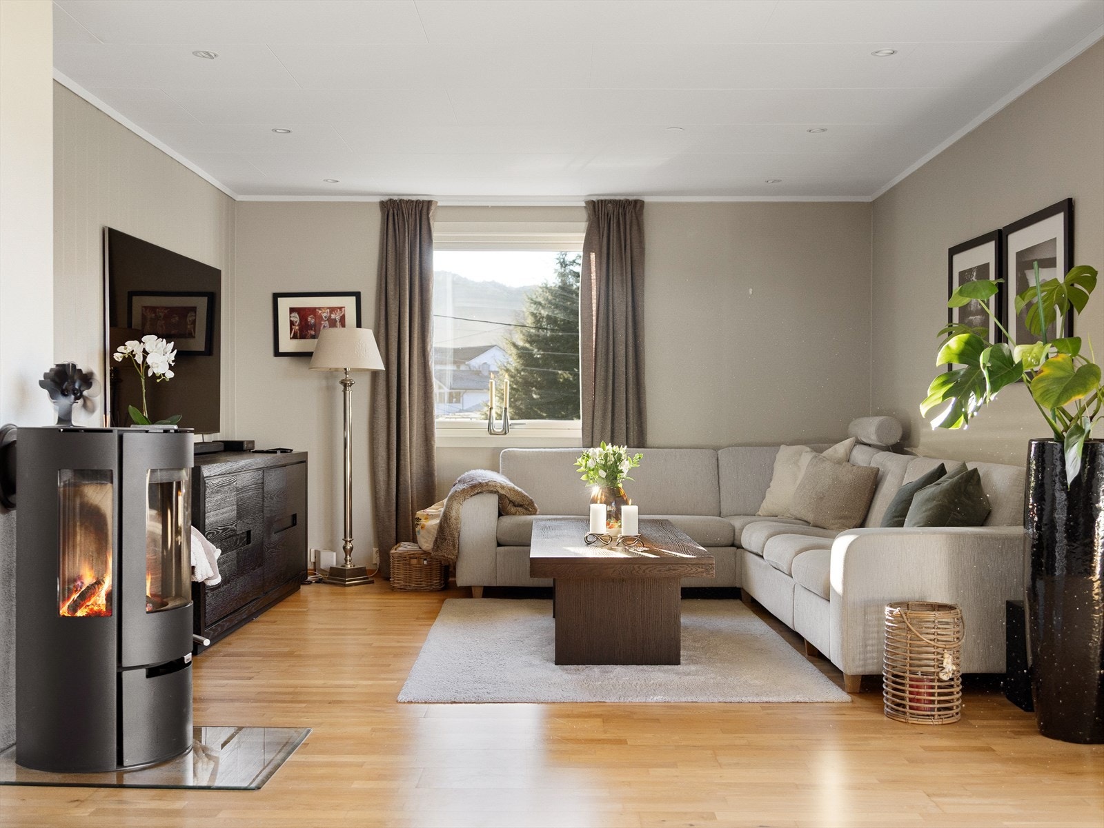 Her finner sofaen sin naturlige plass. Galleribilde