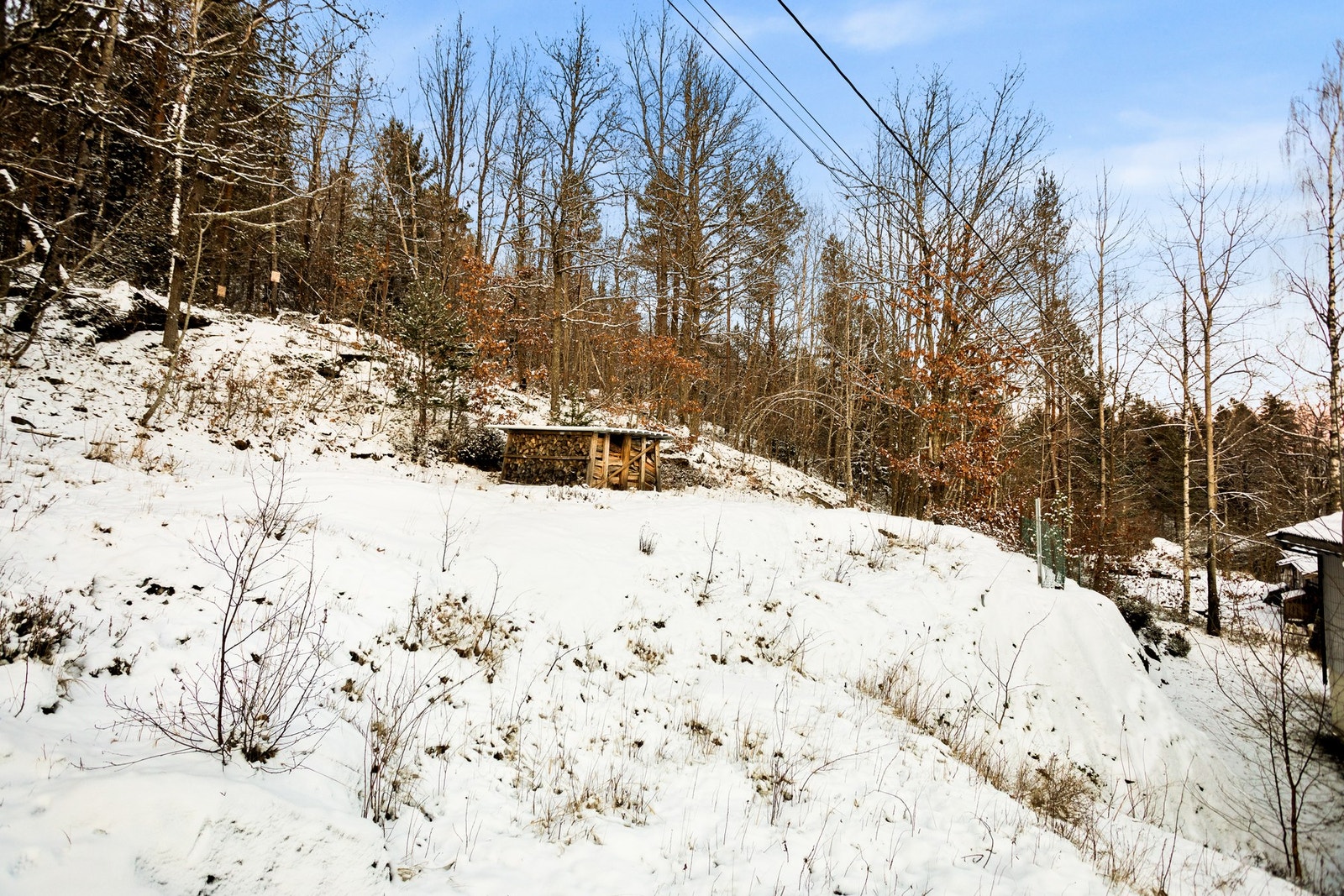God lagringsmuligheter på baksiden av huset. Galleribilde