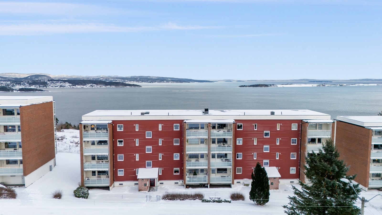 Velkommen til denne 4-roms leiligheten i 1 etg. i Solbergsskogen - Fotograf: Eivind Stensnes. Galleribilde