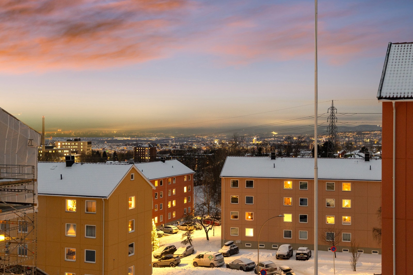 Velkommen til Traverveien 13 - presentert av Hanne Pettersen i Krogsveen Galleribilde