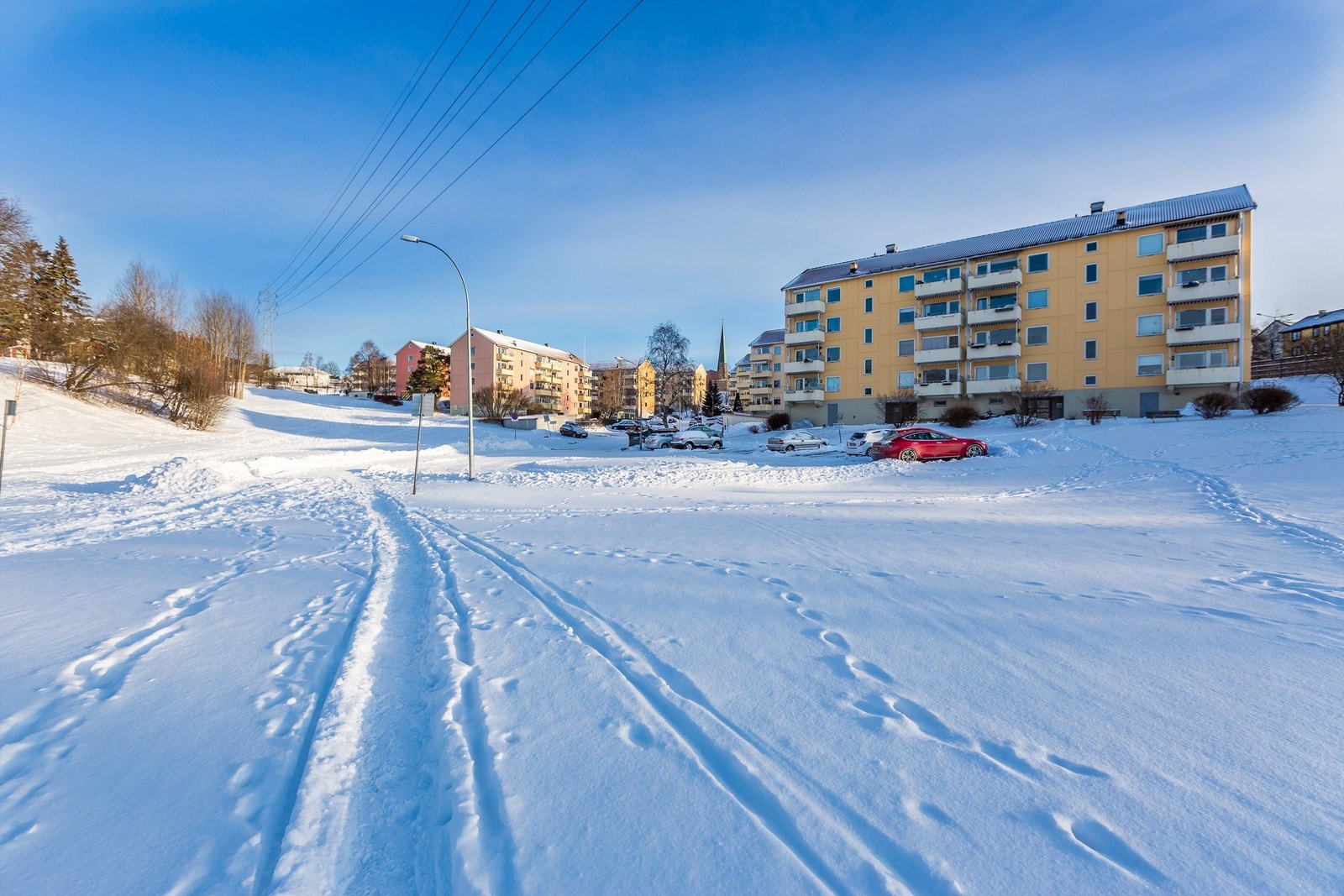 Store fellesområder omkranser borettslaget Galleribilde