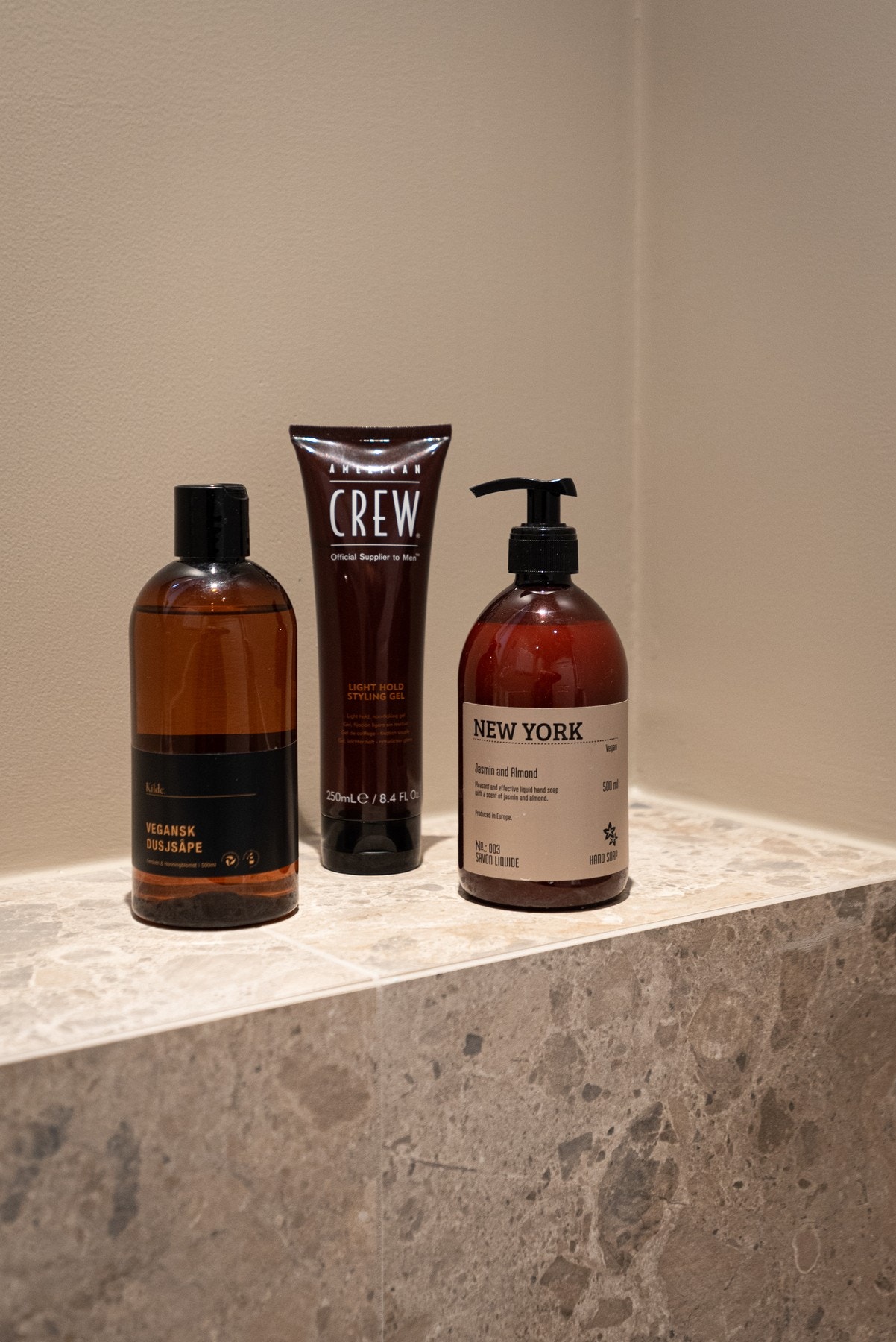 De lekre flisene på baderommene er i tidløse og klassiske farger. Galleribilde