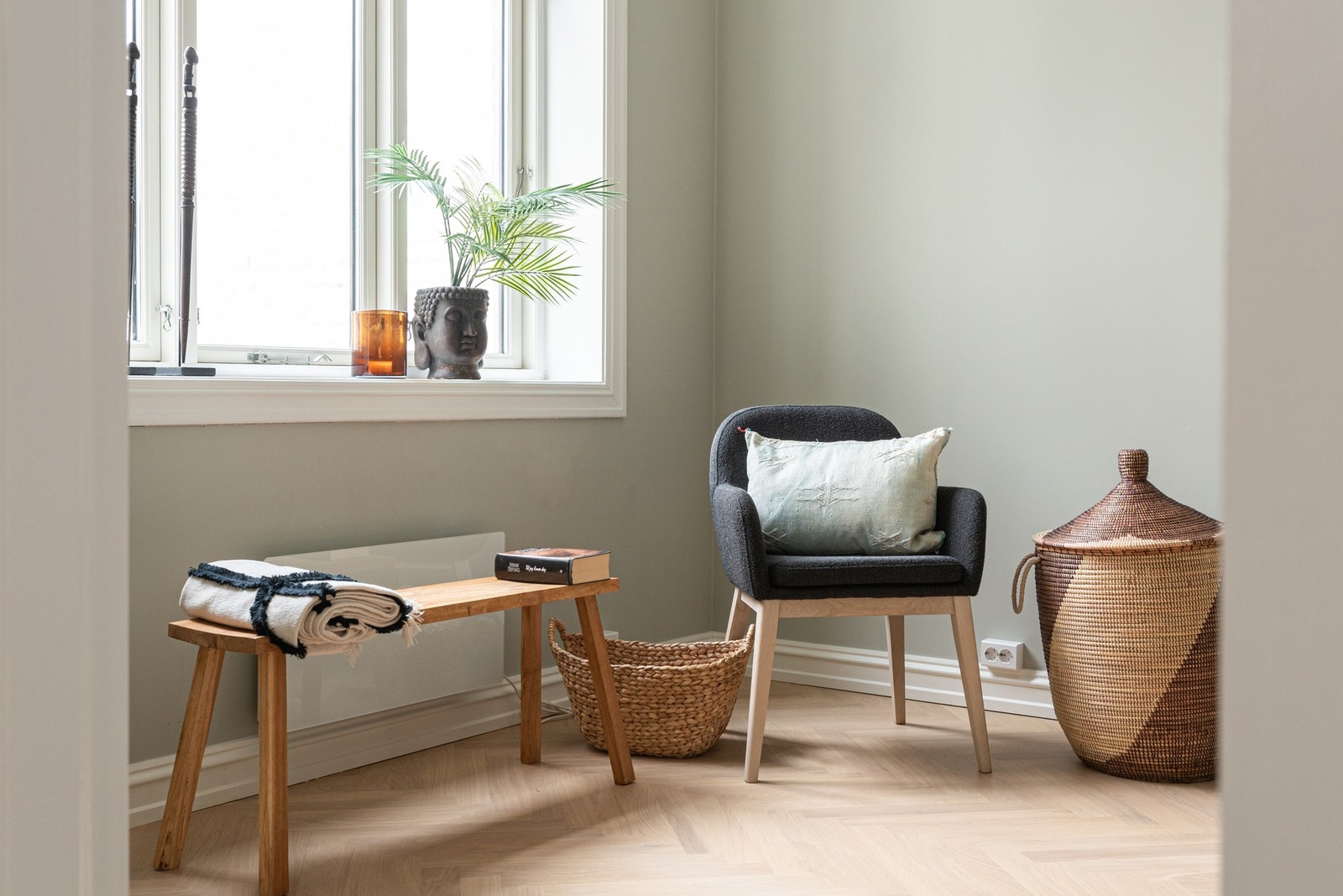 Hovedsoverommet kan møbleres med sminkebord, en egen sone for avslapning i en godstol mm. Galleribilde