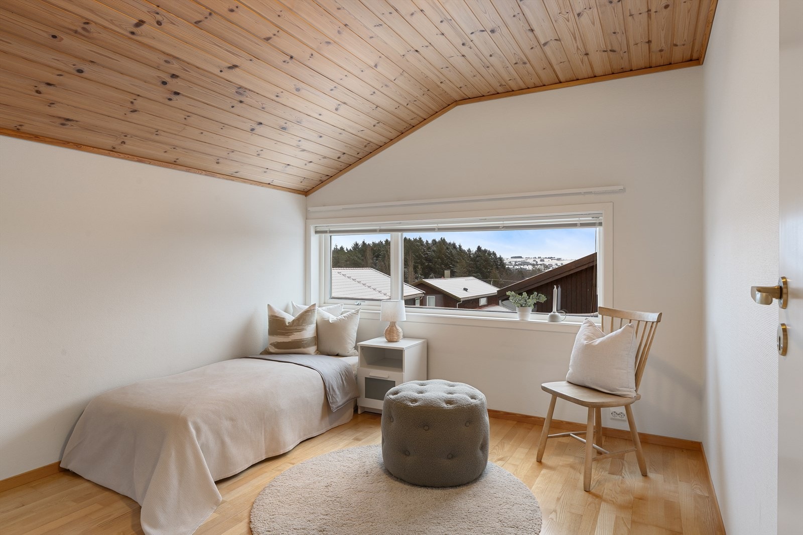 Alle soverom i andre etasje er av god størrelse Galleribilde