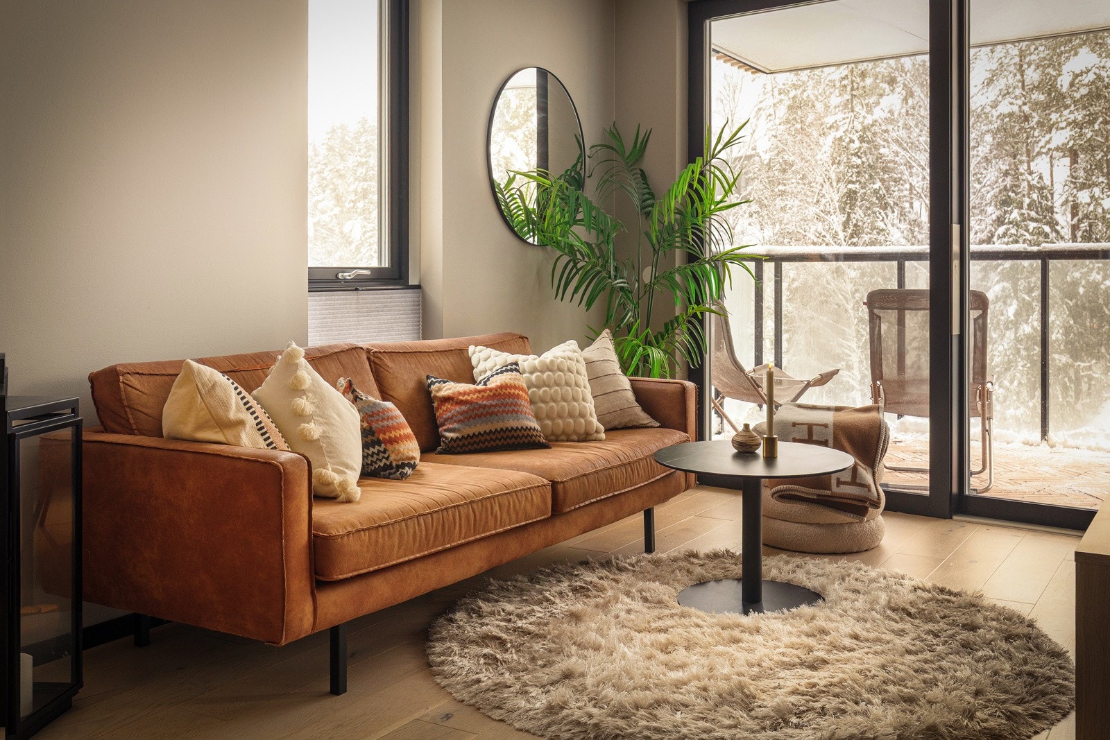 Leiligheten har en fin plassering på hjørne med lys fra 2 sider Galleribilde