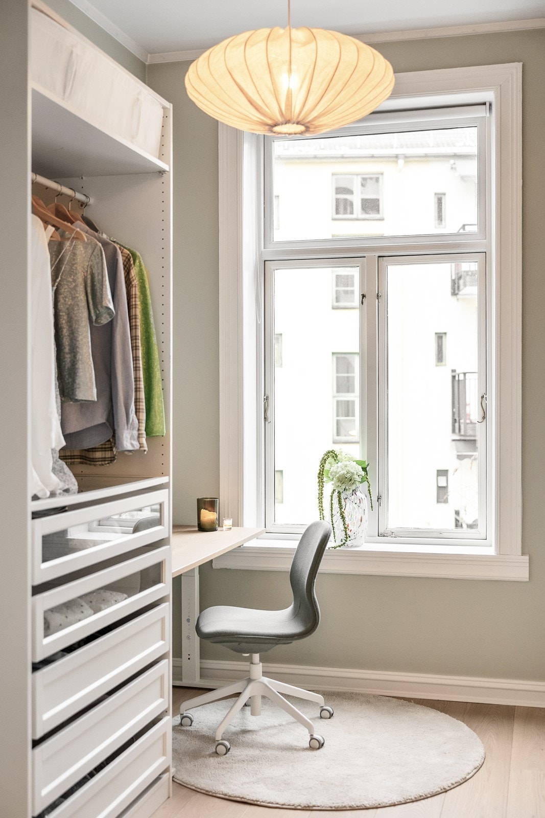 Klassiske dype vinduskarmer Galleribilde