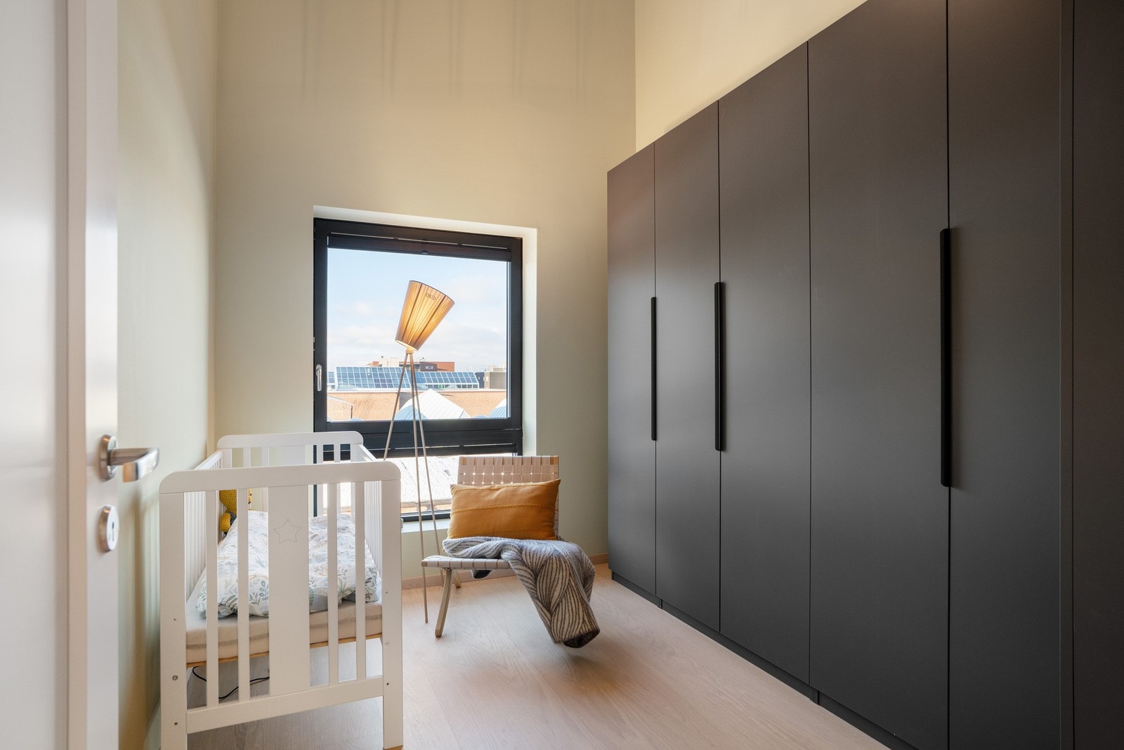 Soverom 2 egner seg godt som soverom, kontor eller gjesterom. Galleribilde