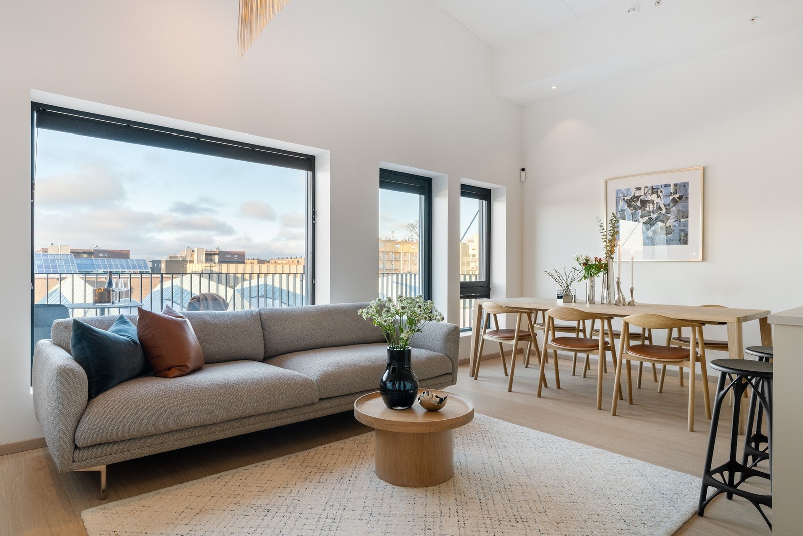 Lys og moderne 3-roms leilighet på 75 kvm i 3. etasje, oppført i 2024. Galleribilde