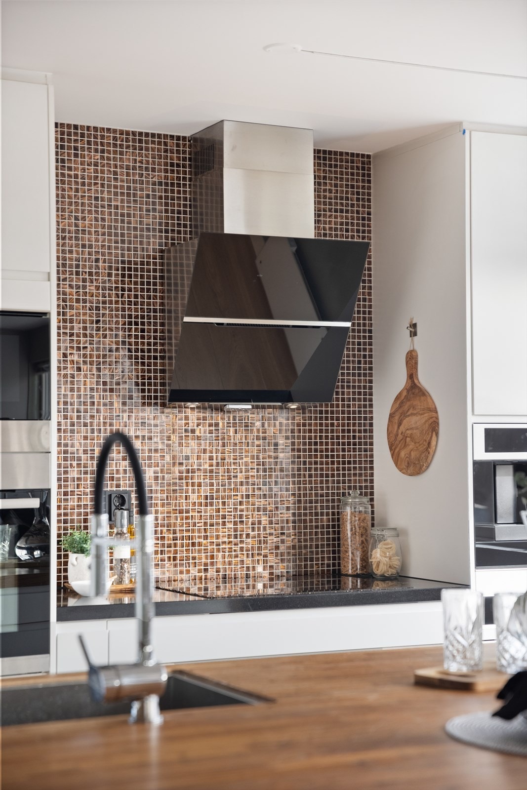 Vegghengt ventilator. Galleribilde