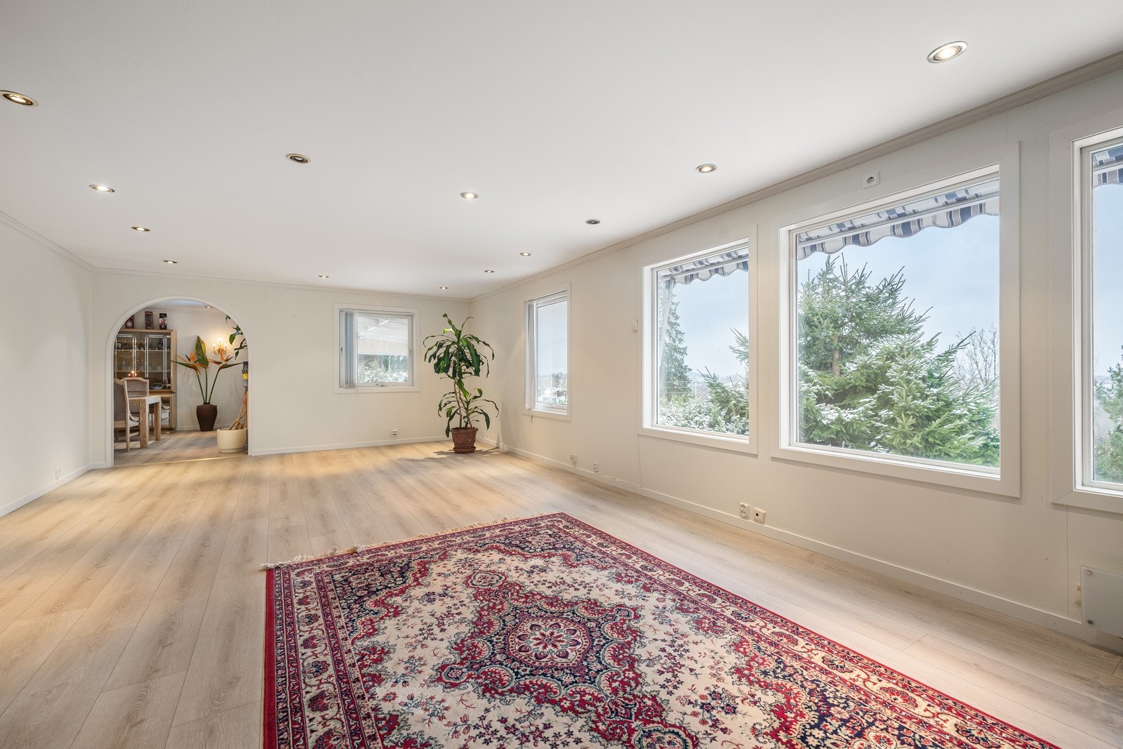 Stue innredet i dag. Galleribilde