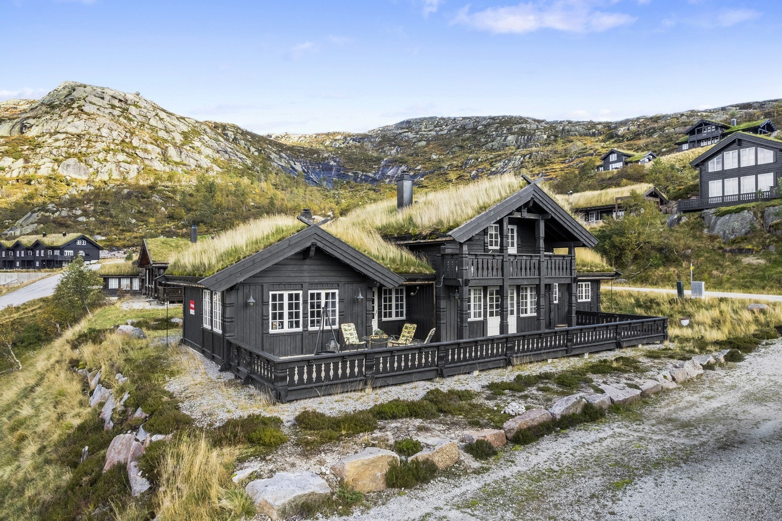 Solid Eikås-hytte fra 2009 Galleribilde