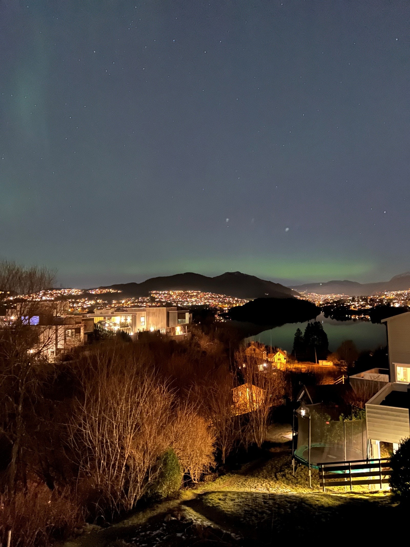 - Og om vinteren kan utsikten vise seg fra dette stilige lyset - Galleribilde