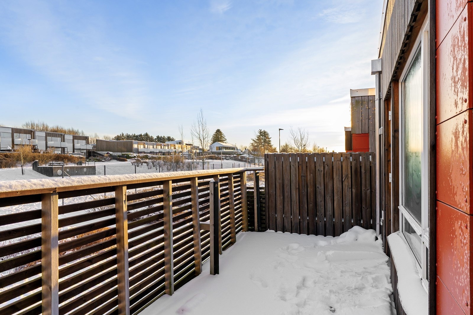 Kjekk terrasse mot friområde Galleribilde