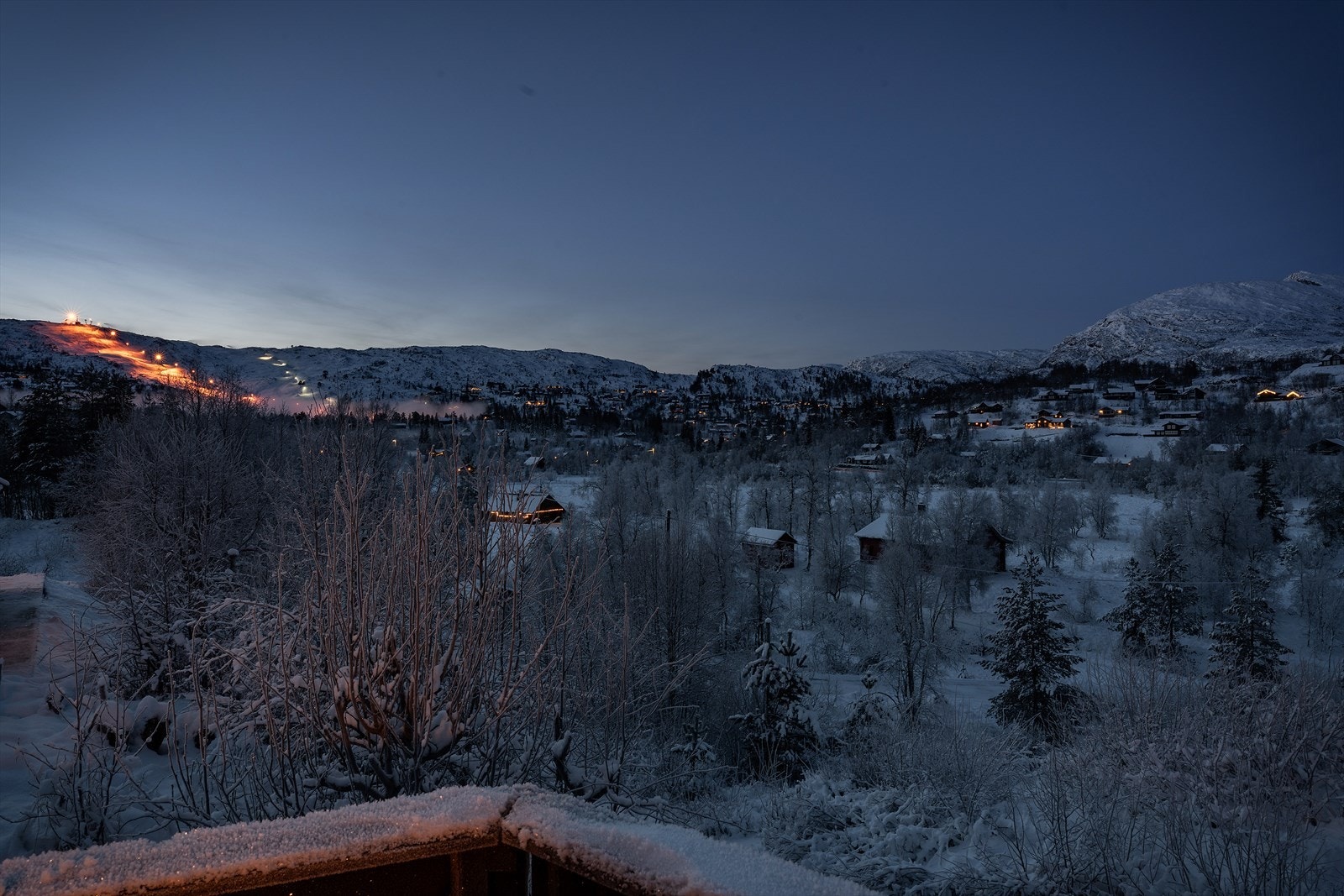 Her kan flott utsikt nytes fra morgen til kveld. Galleribilde