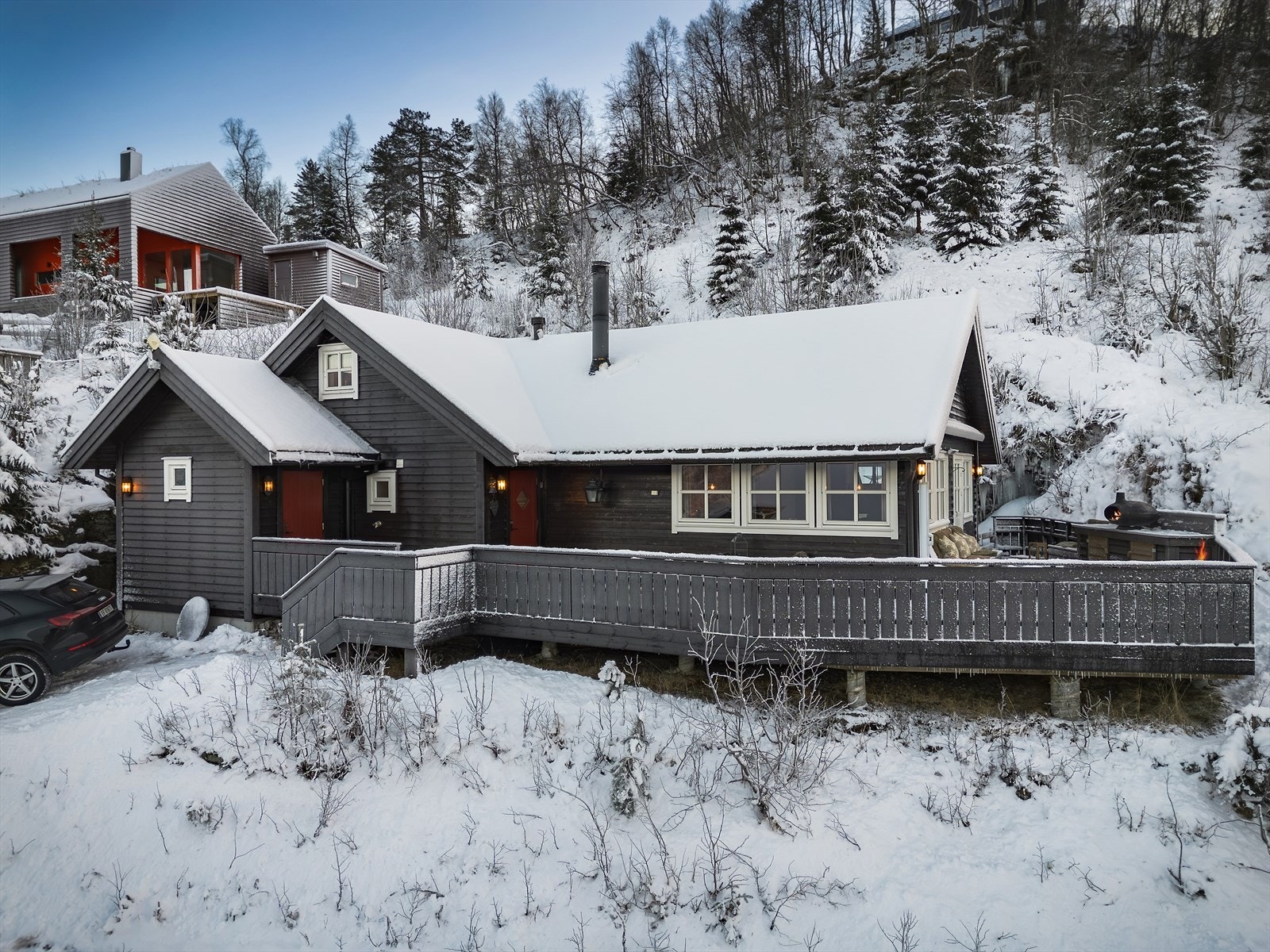 Alt i alt er dette en trivelig og funksjonell fritidsbolig med god atmosfære, godt egnet for både helgebruk og ferier året rundt. Galleribilde