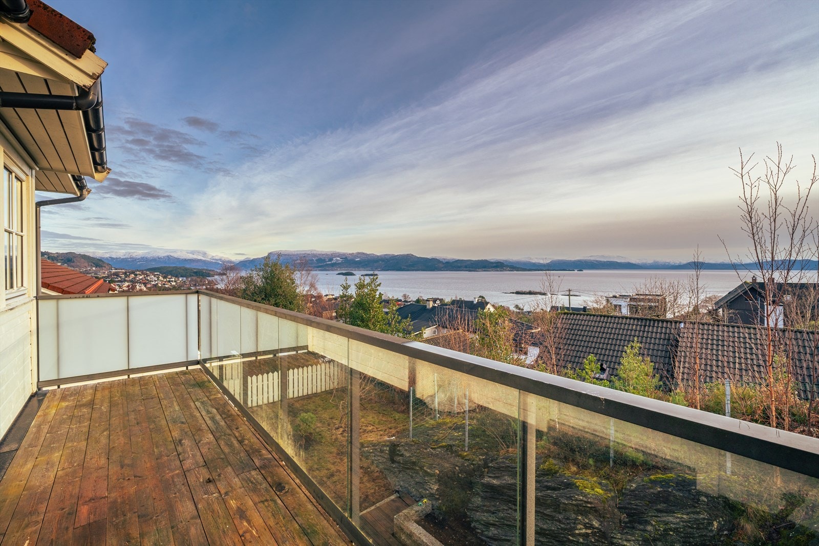 Eiendomsmegler Norge v/ Arild Lothe har gleden av å presentere Kuvågvegen 31B! Galleribilde