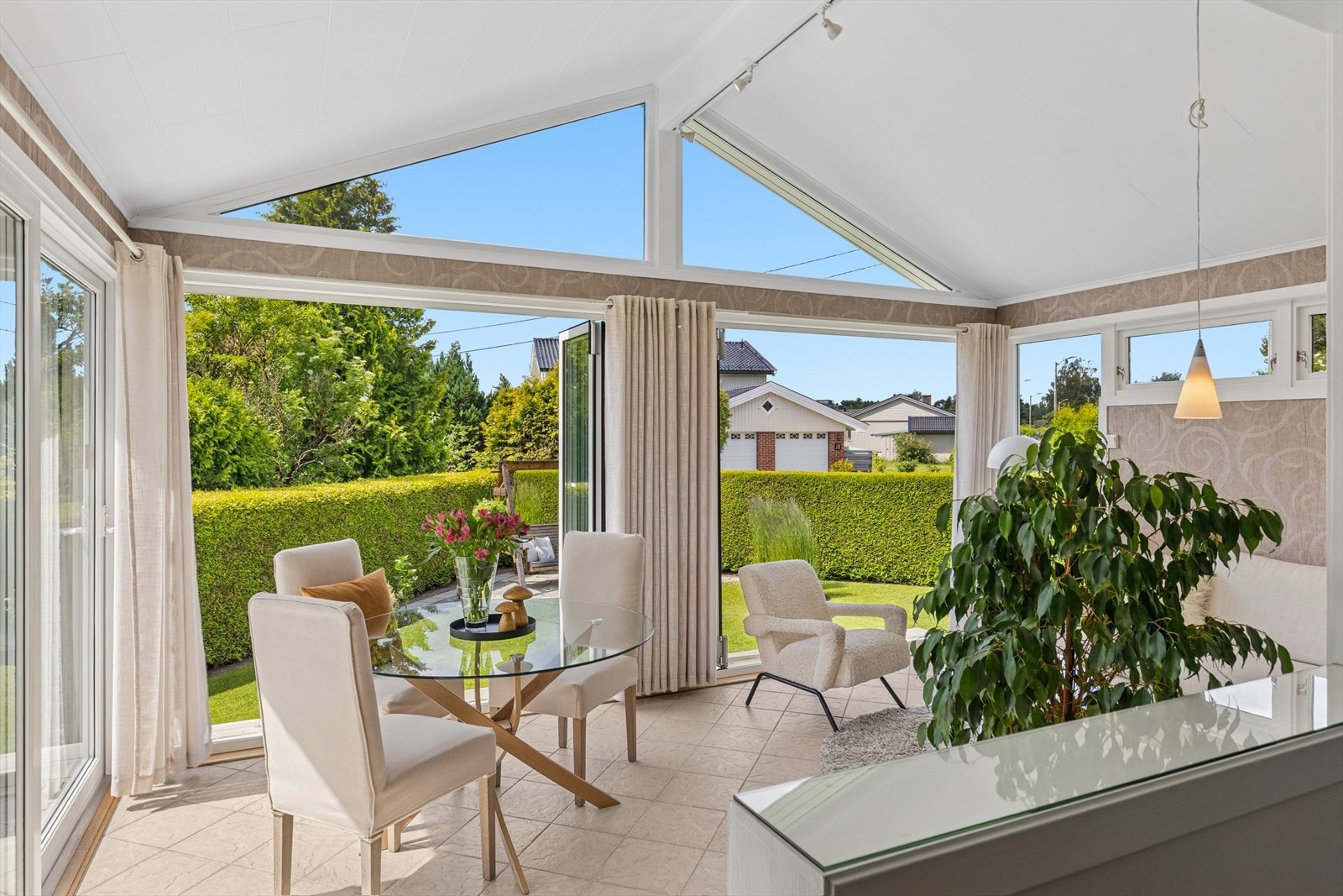 Dette blir fort en favoritt, vinterstue med foldedører. Galleribilde