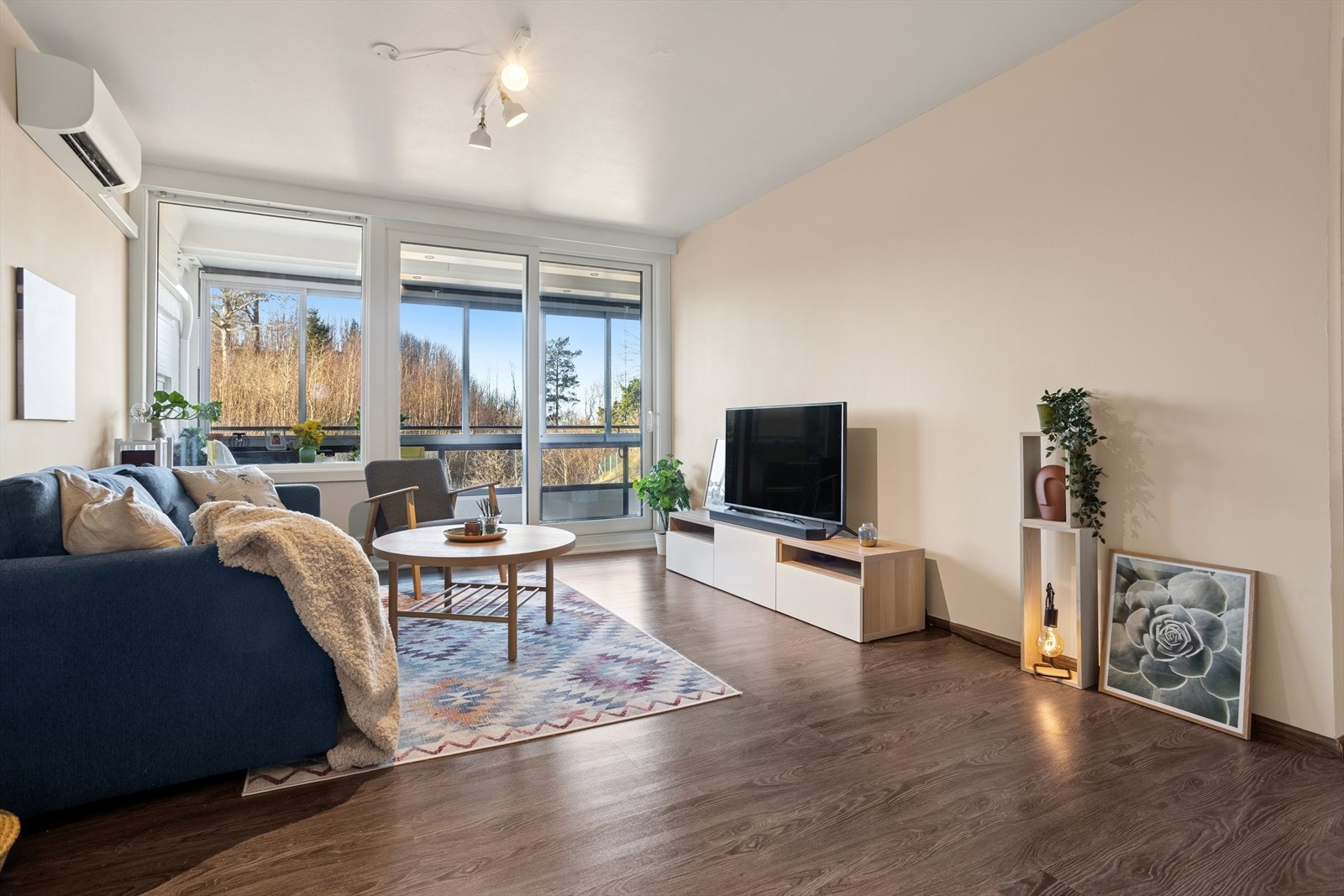 Varmepumpe sørger for god og effektiv oppvarming. Galleribilde