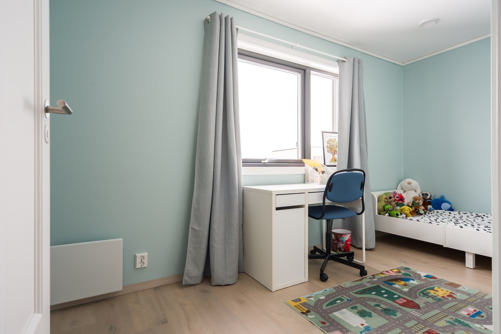 Soverom 2 er i dag benyttet som barnerom. Galleribilde