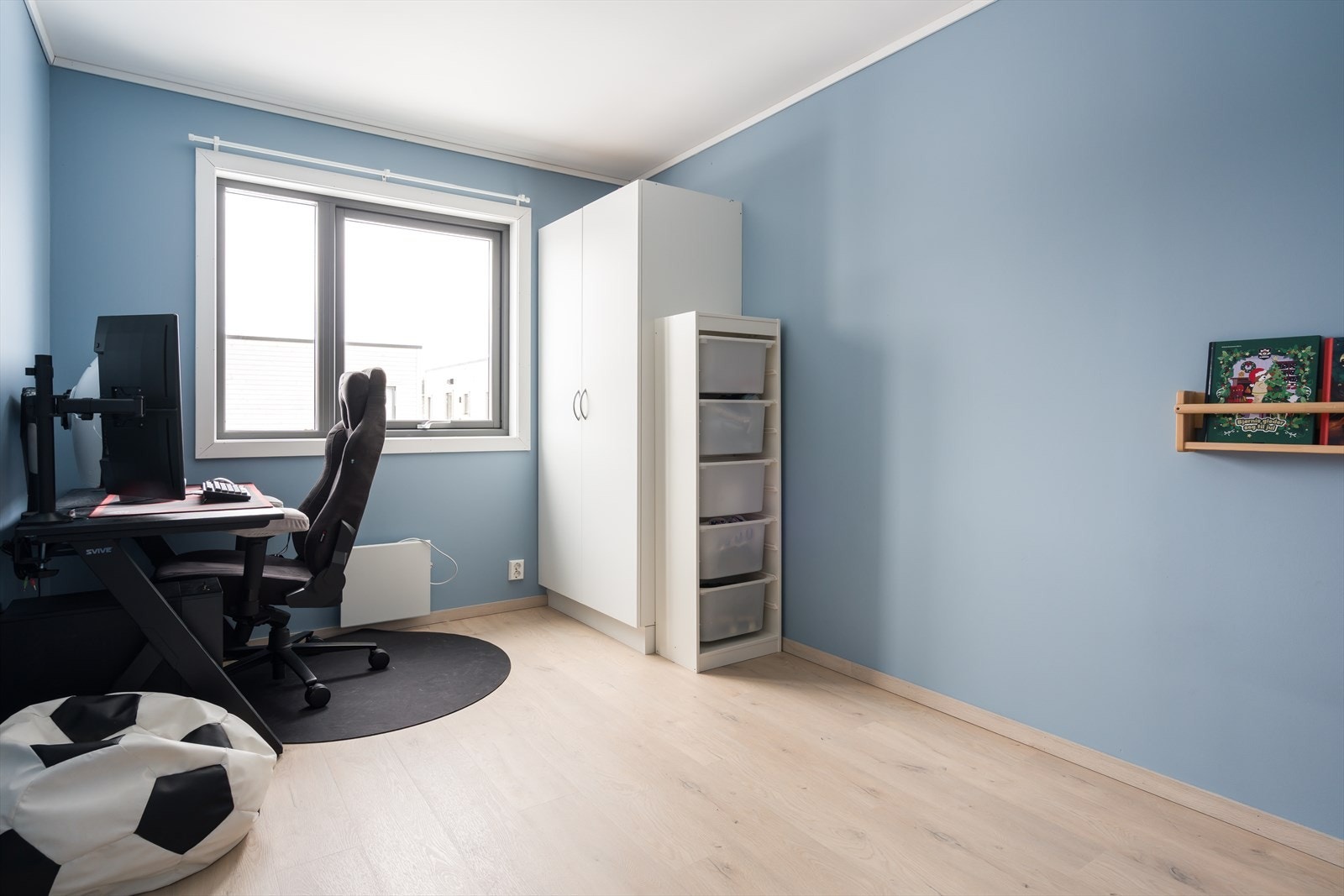 Soverom 4 er i dag innredet som kontor. Galleribilde