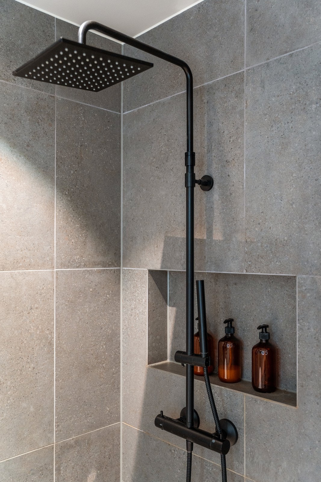 Praktisk nisje i dusjsonen. Galleribilde