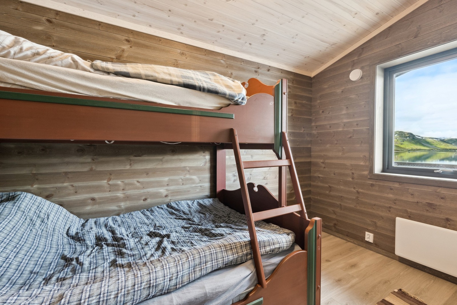 Soverom 2 med familiekøye. Galleribilde