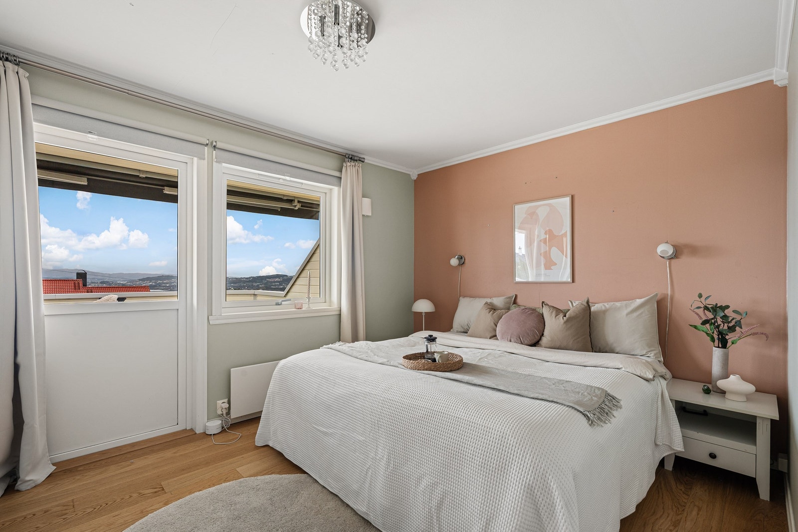 Hovedsoverom med flott utsikt Galleribilde