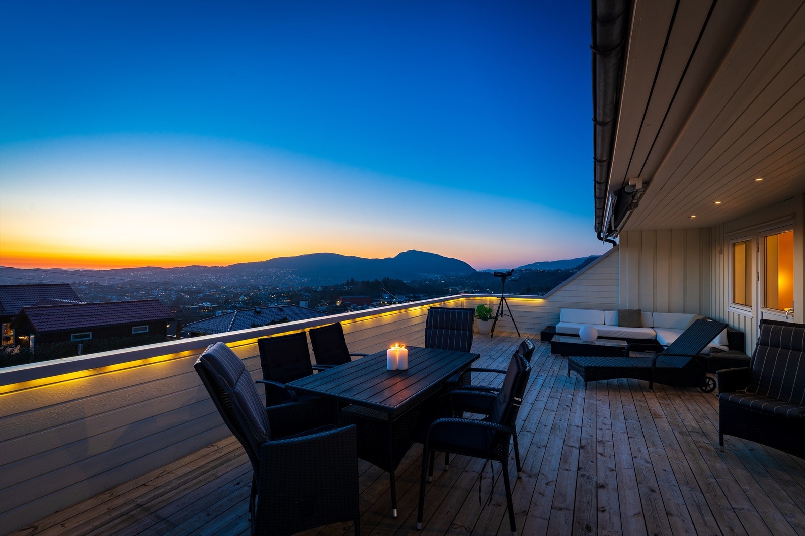 Sommeren kan bli bra i Stemmelia Galleribilde