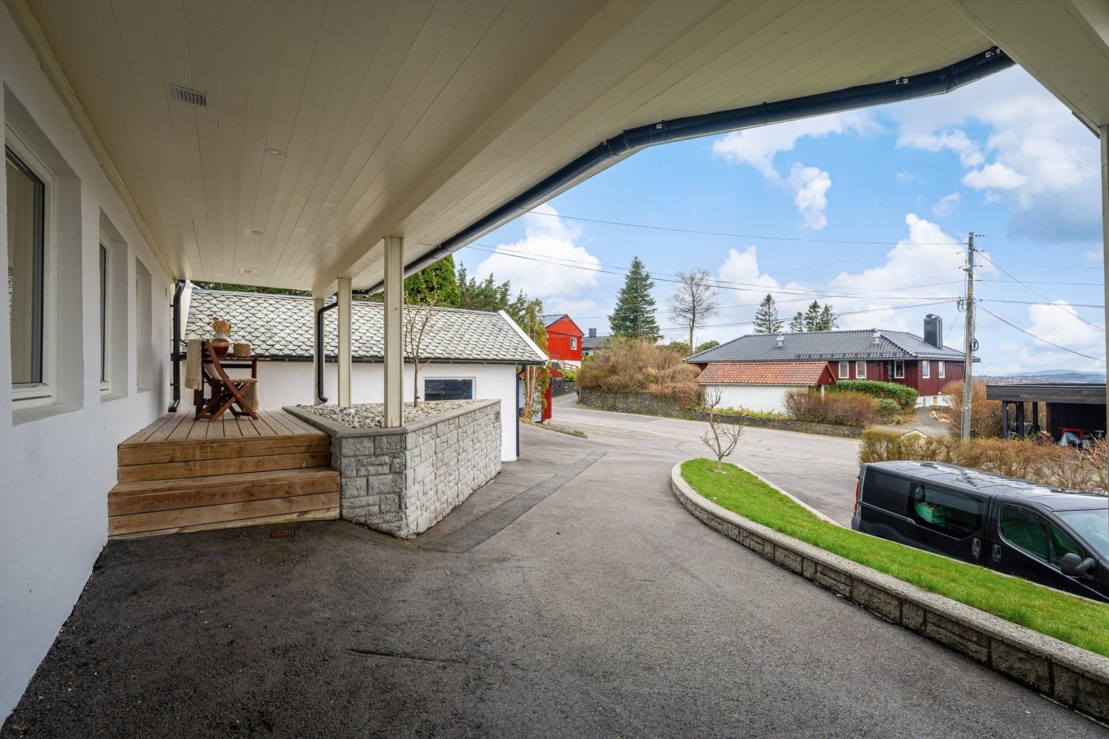 Inngangsparti for underetasjen Galleribilde