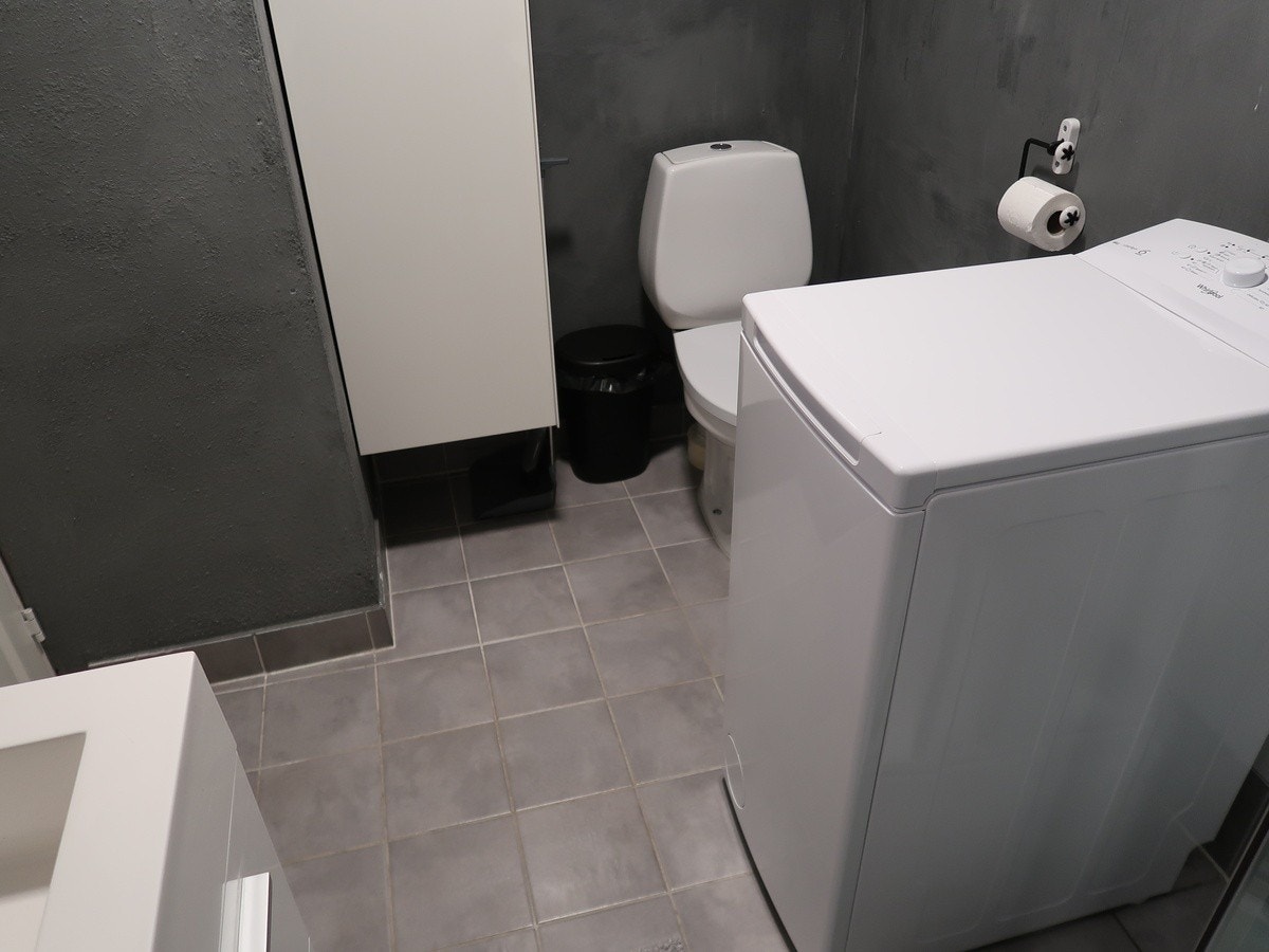 Plass til liten vaskemaskin Galleribilde