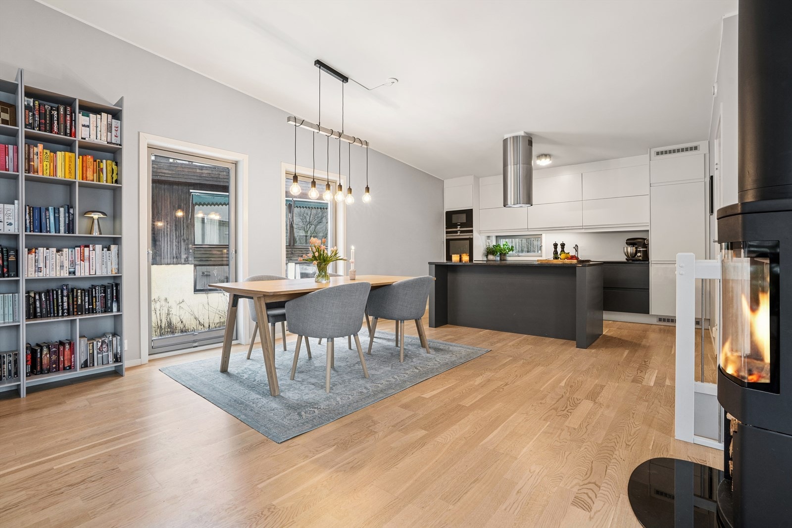 Plass til barkrakker til kjøkkenøy Galleribilde