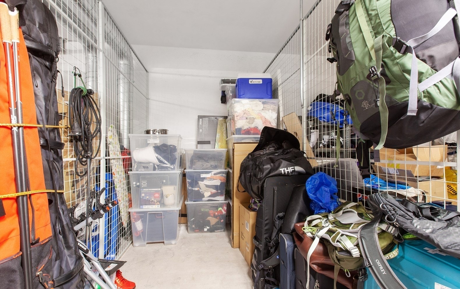 Medfølgende kjellerbod Galleribilde