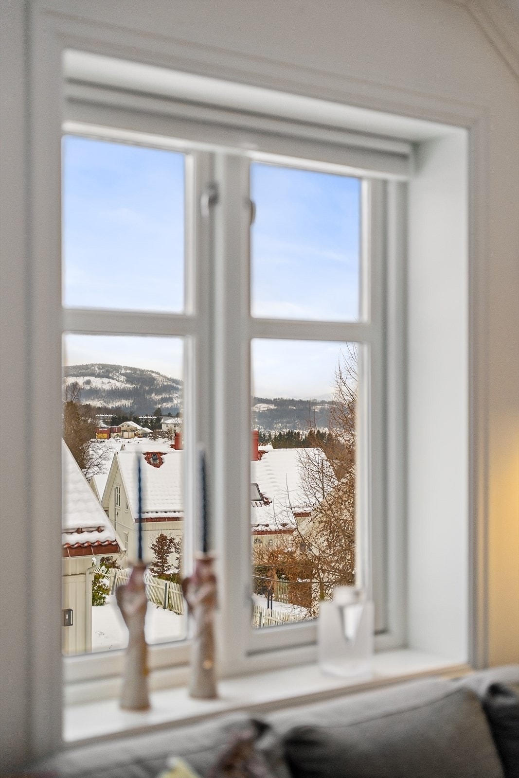 Flott utsikt fra stuen i 2. etasje. Galleribilde