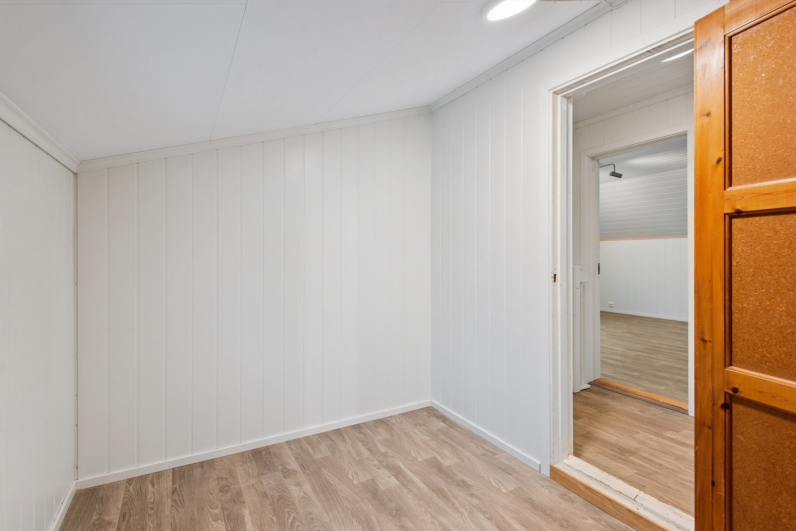 Bodene er praktiske for sesongbasert oppbevaring. Galleribilde