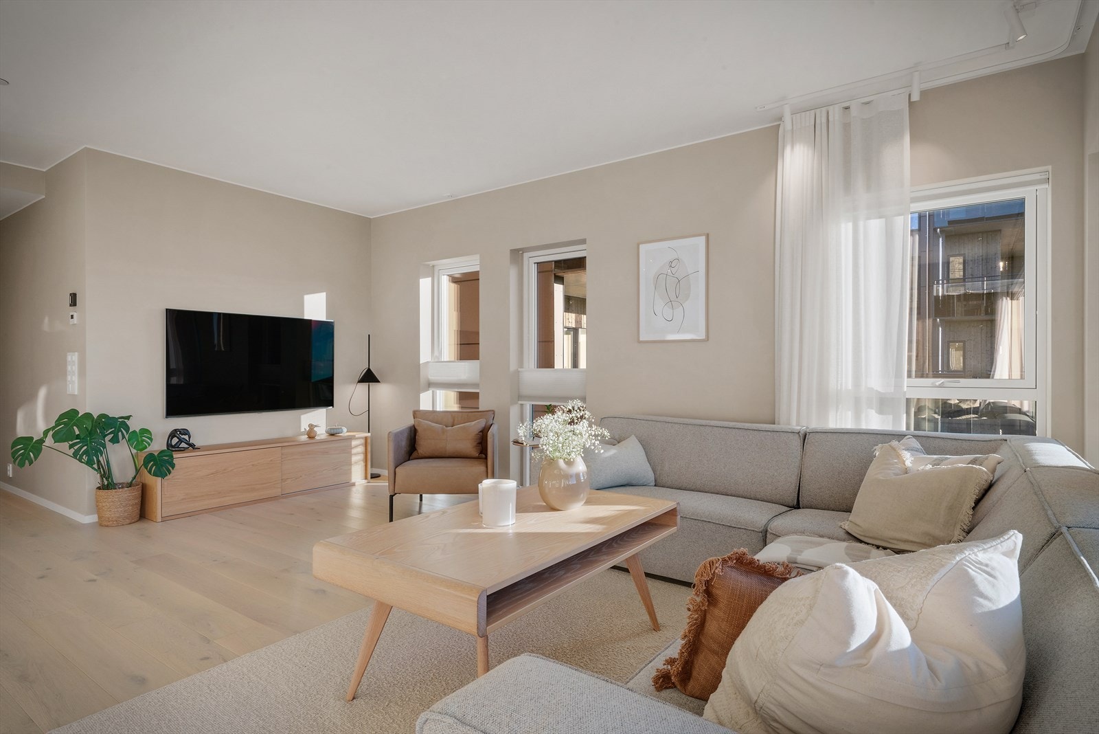 Eiendomsmegler 1 Galleribilde