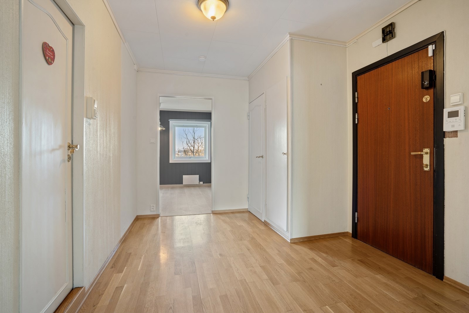 Leiligheten holder en eldre standard med behov for moderniseringer. Galleribilde