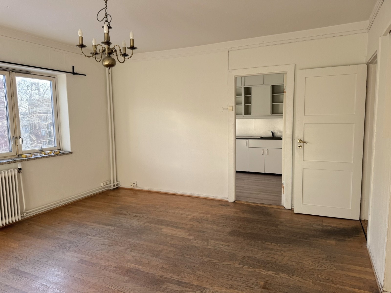 Lys og romslig 1-roms i 2. etasje Galleribilde