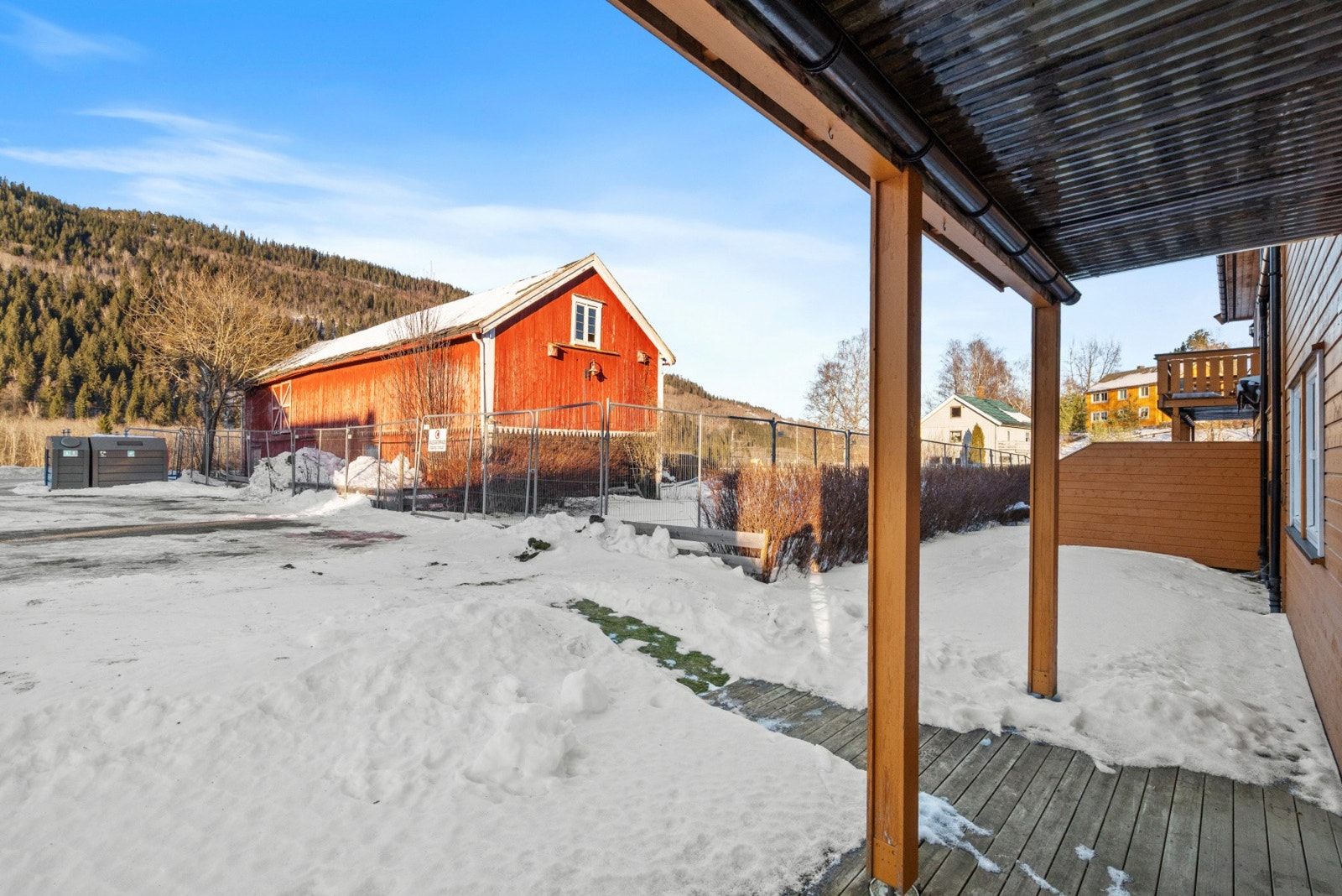 Terrassen er på ca 35m². Galleribilde