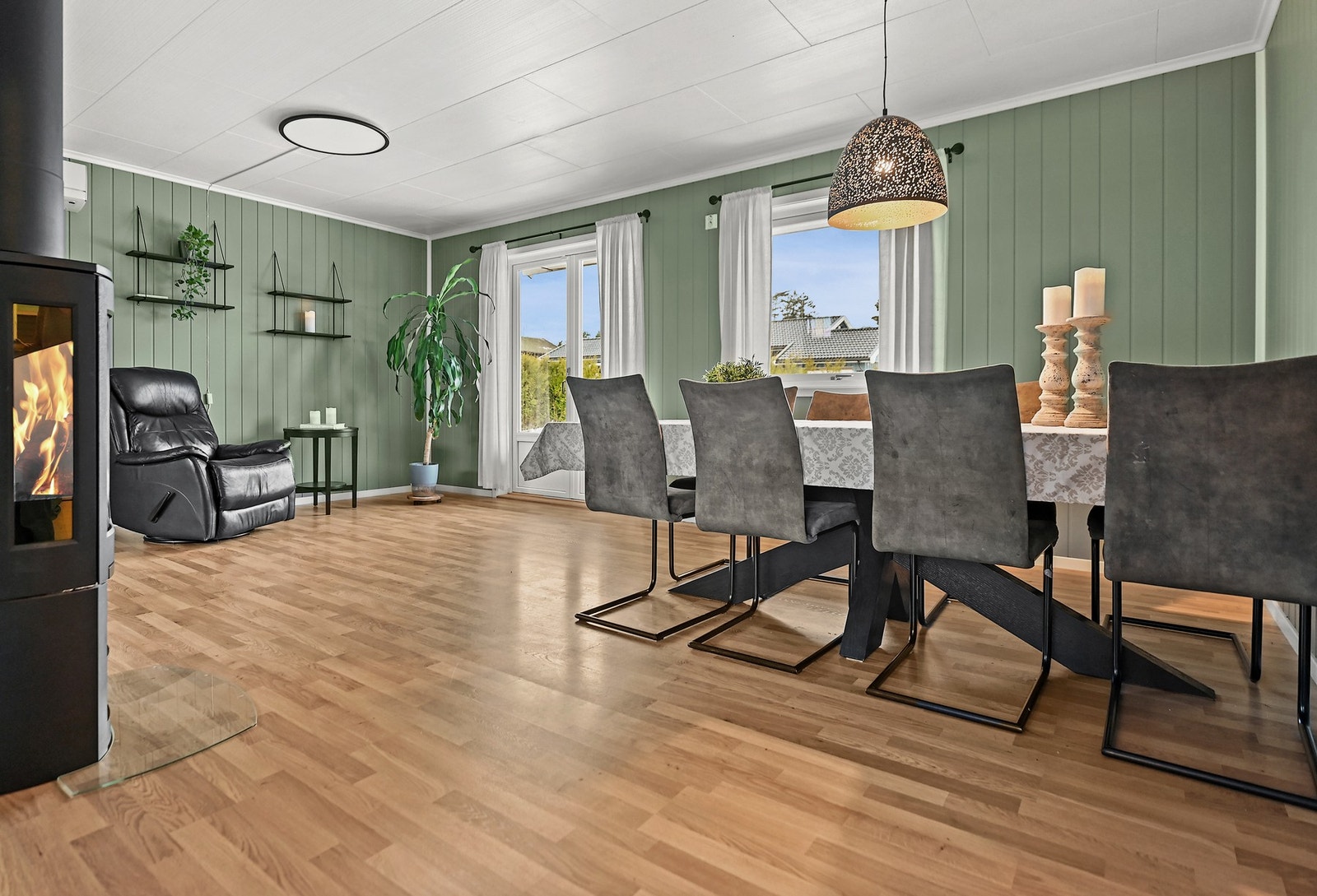 Dette er en romslig enebolig med attraktiv beliggenhet Galleribilde