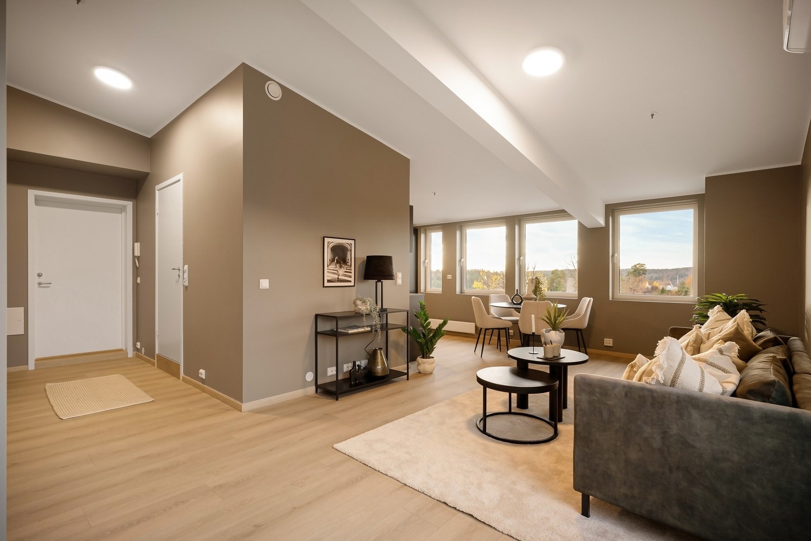 Stue - Bilde fra naboleilighet som er speilvendt Galleribilde