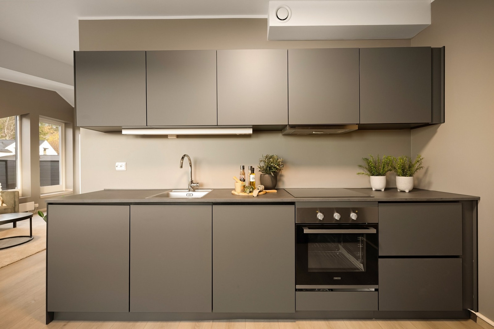 Kjøkken Bilde fra naboleilighet som er speilvendt Galleribilde