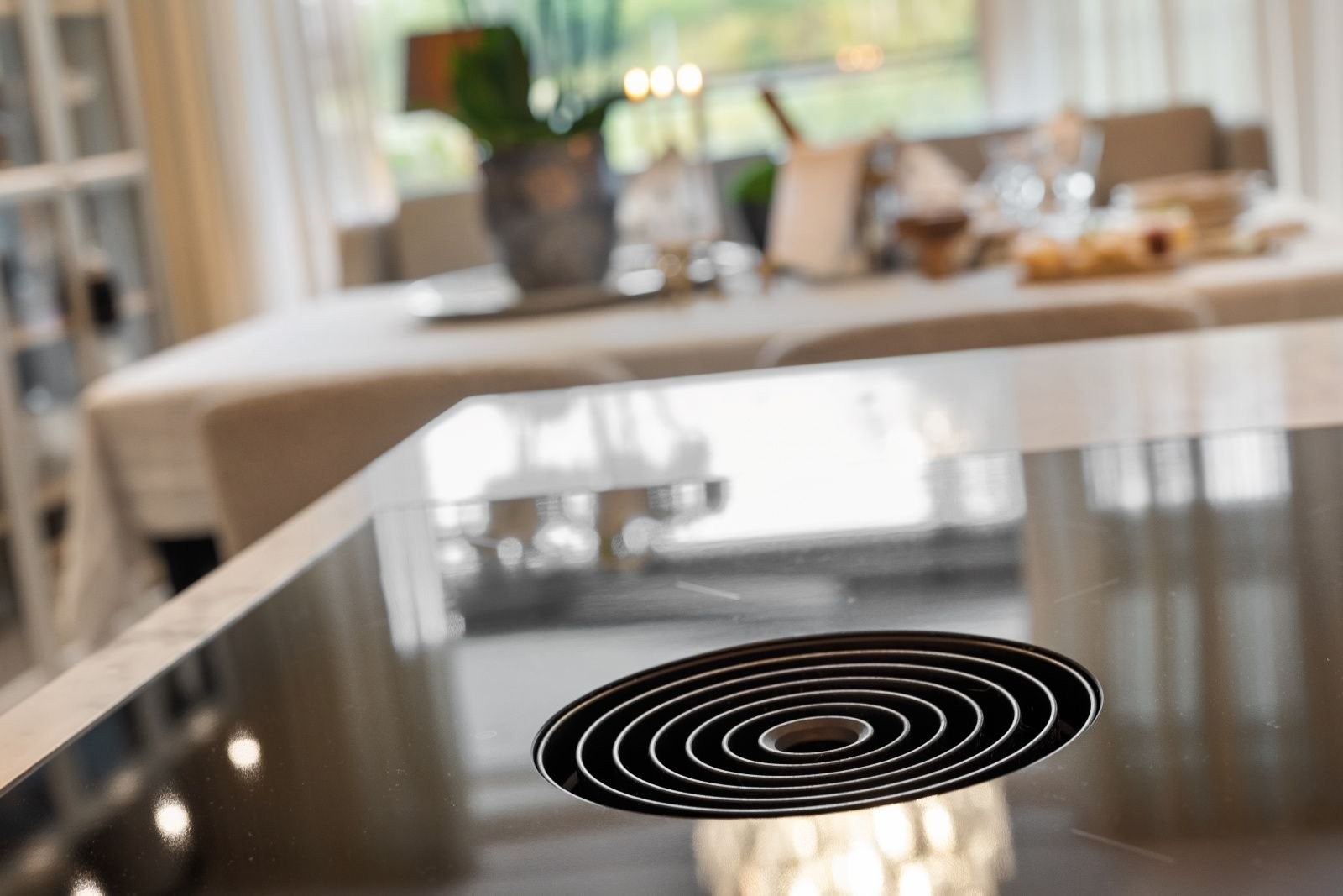 Bora platetopp med integrert ventilator. Galleribilde