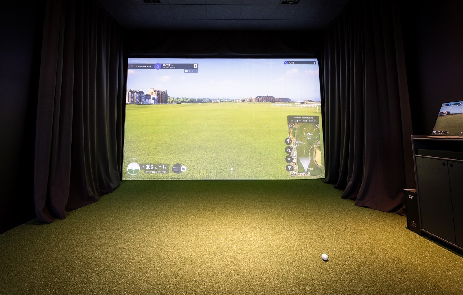Fullt utstyrt golfsimulator(Trackman) Galleribilde