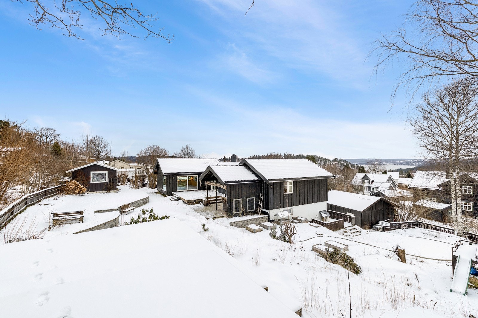 Flott eiendom med store utearealer Galleribilde