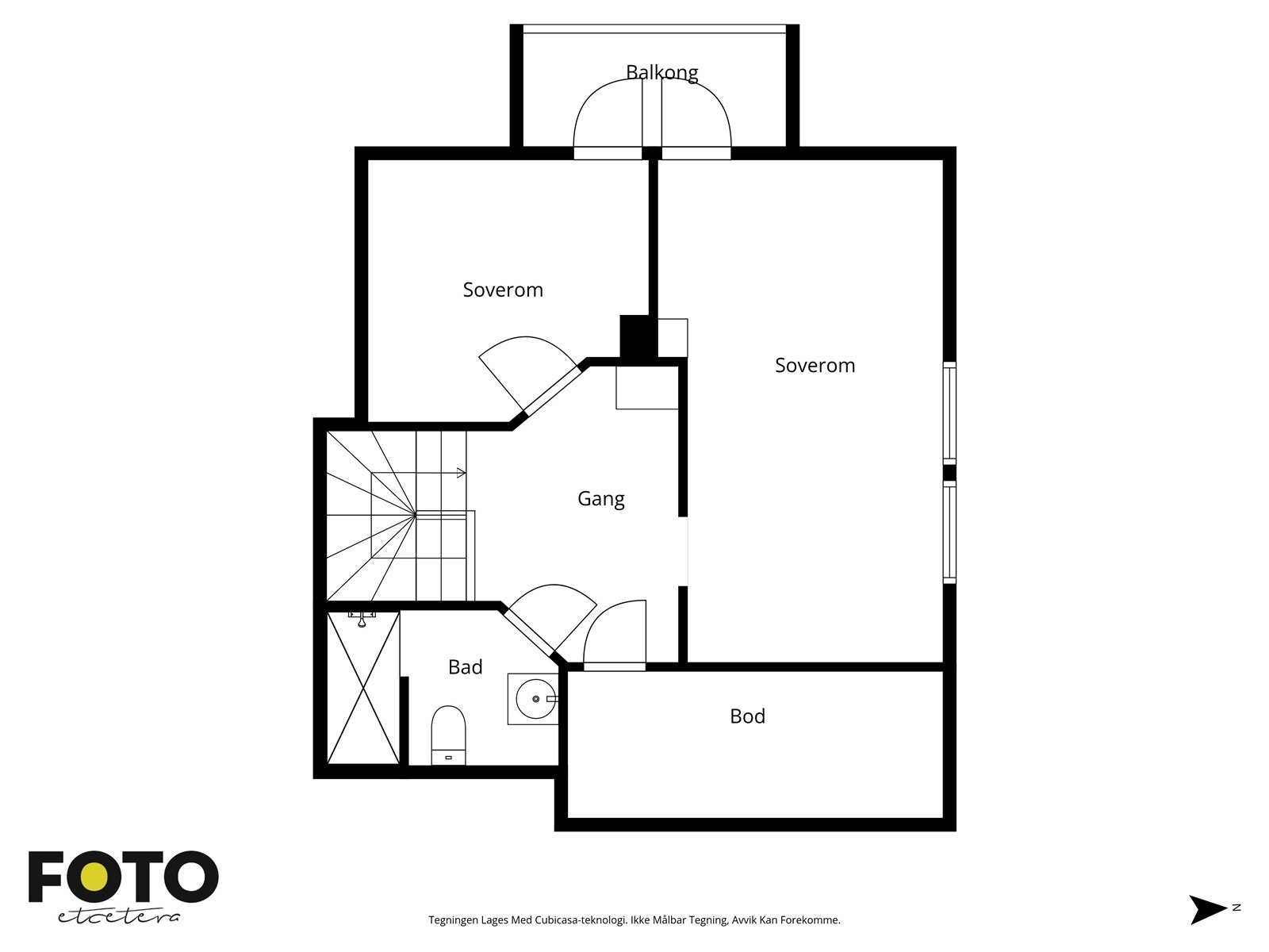 Andre etasje har to romslige soverom, et bad med panelovn, og en balkong med utgang fra soverom. Galleribilde