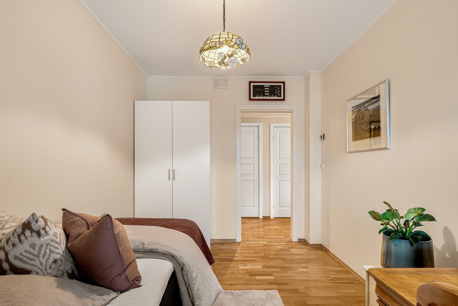 Parkett på alle gulv bortsett fra våtrommene Galleribilde