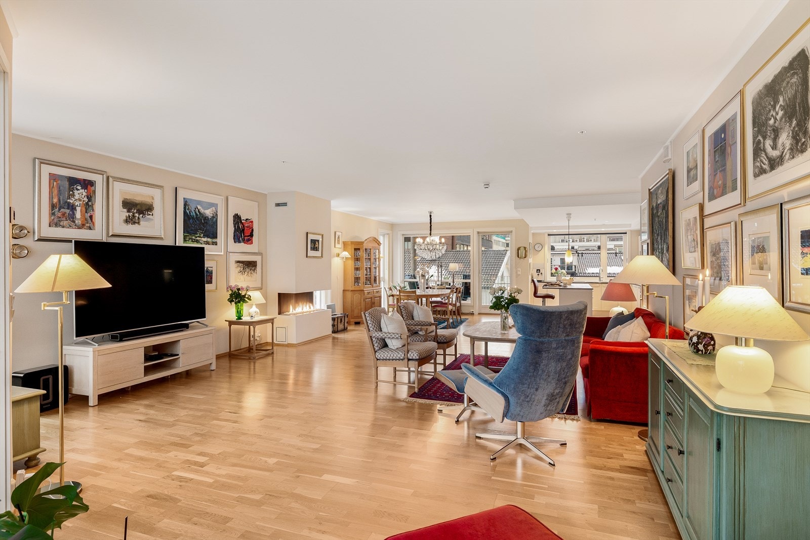 Stor leilighet- BRA 146 kvm med eneboligkvaliteter Galleribilde