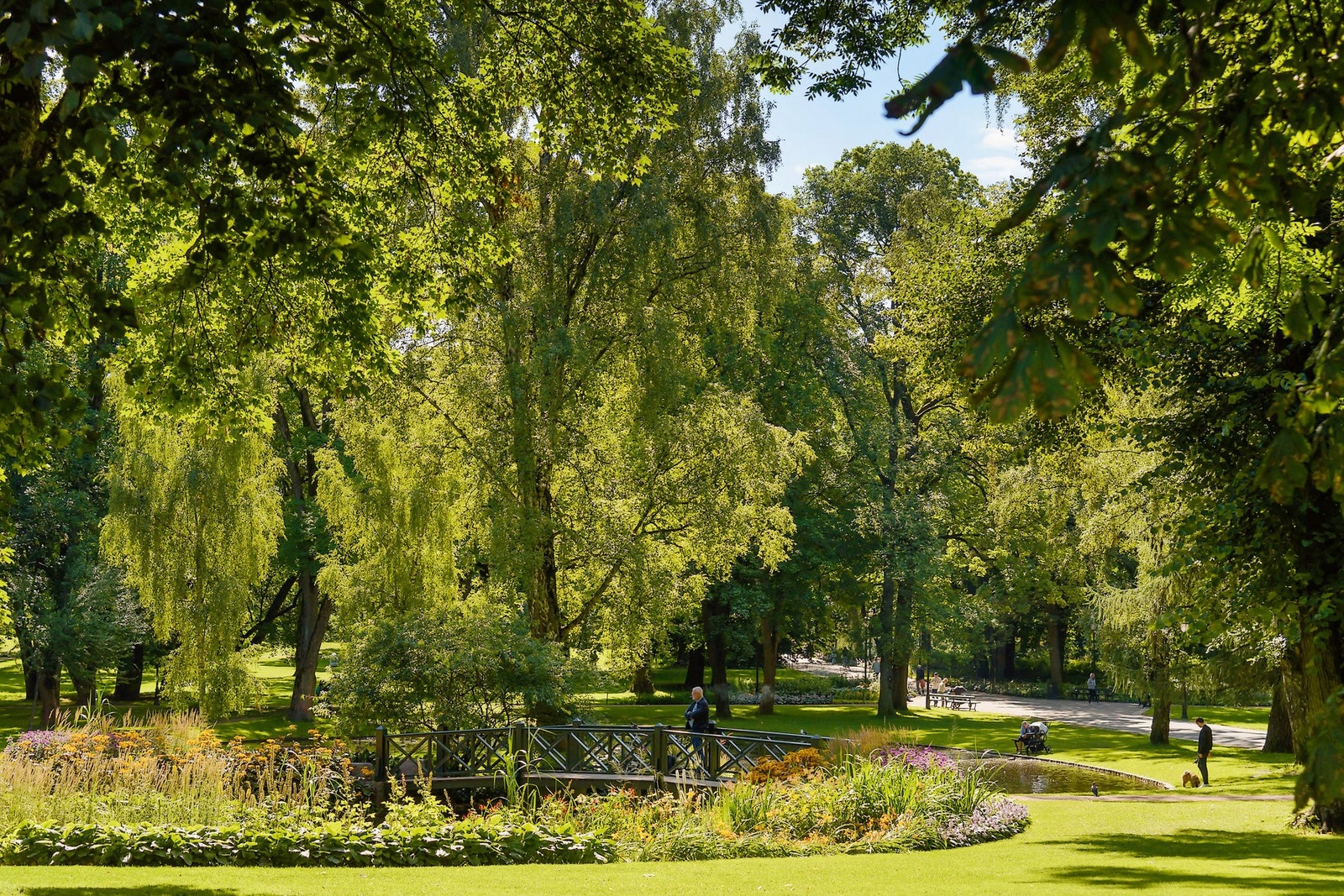Slottsparken med sine fantastiske grøntområder er en kort spasertur unna. Galleribilde